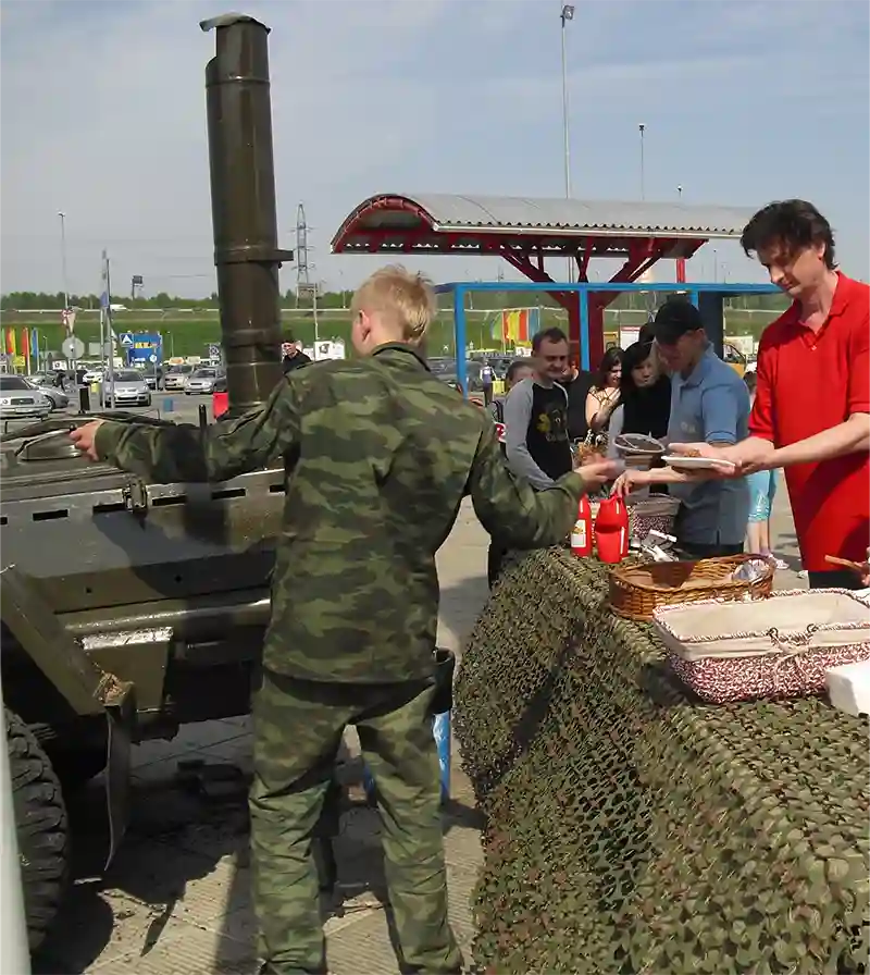 Военно-полевая кухня